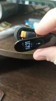 Лот: 15893762. Фото: 2. Xiaomi Mi Band 4 (экран отошёл... Смартфоны, связь, навигация