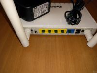Лот: 13381645. Фото: 4. Zyxel Keenetic Giga. Красноярск