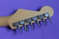 Лот: 4093585. Фото: 5. Squier by Fender SST-33R Silver...