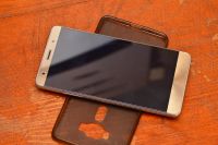 Лот: 14807009. Фото: 3. Смартфон премиального класса Asus... Красноярск