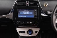 Лот: 19262157. Фото: 14. Toyota Prius, IV (XW50) 1.8hyb...