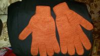 Лот: 8328967. Фото: 2. теплые трикотажные оранжевые перчатки. Одежда и аксессуары