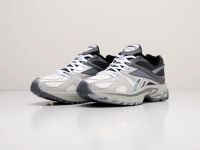 Лот: 17356281. Фото: 2. Кроссовки Vetements x Reebok Spike... Мужская обувь