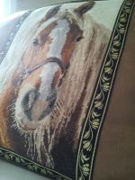 Лот: 9617342. Фото: 4. подушка с лошадью. Красноярск