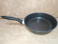 Лот: 6242309. Фото: 2. Сковорода сковородка с мраморным... Посуда, кухонная утварь