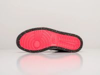 Лот: 17689407. Фото: 5. Кроссовки Nike Air Jordan 1 Mid...