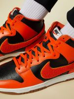 Лот: 24286501. Фото: 9. Кеды мужские Nike Dunk High University...