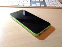 Лот: 6490598. Фото: 2. iPhone 5с 16Gb как новый! + Чехол-книжка... Смартфоны, связь, навигация