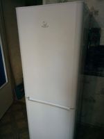 Лот: 13991186. Фото: 4. Двухкамерный холодильник Indesit... Красноярск