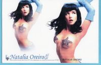 Лот: 17947540. Фото: 2. Natalia Oreiro-глянцевая фотооткрытка... Открытки, билеты и др.