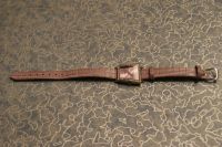 Лот: 3813087. Фото: 3. Часы женские "Quartz". Ювелирные изделия, бижутерия, часы