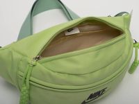 Лот: 24974168. Фото: 3. Поясная сумка Nike. Одежда, обувь, галантерея
