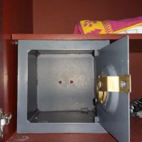 Лот: 7239933. Фото: 2. сейф. Офисная мебель и домашние кабинеты
