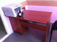 Лот: 7741749. Фото: 2. Стол. Офисная мебель и домашние кабинеты