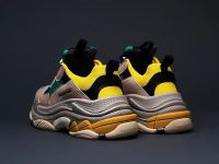 Лот: 12695342. Фото: 6. Кроссовки Balenciaga Triple S...