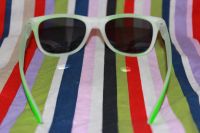 Лот: 4011879. Фото: 3. Очки Ray Ban Салатовые! Количество... Одежда, обувь, галантерея