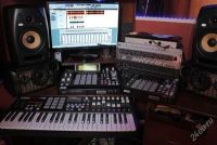 Лот: 2545829. Фото: 2. AKAI MPC 1000. Профессиональный звук