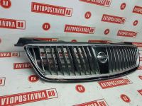Лот: 20899050. Фото: 2. Решетка радиатора Nissan Bluebird... Автозапчасти