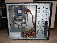 Лот: 1495157. Фото: 3. Отличный корпус от GigaByte за... Компьютеры, оргтехника, канцтовары
