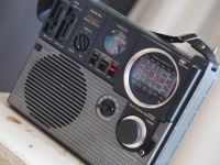 Лот: 4637587. Фото: 5. Винтажный японский радиоприемник...