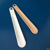 Лот: 4688491. Фото: 2. Рожок для обуви пластмассовый... Гардеробные аксессуары