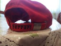 Лот: 5325011. Фото: 2. Кепка Ferrari. Женская одежда