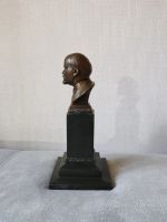 Лот: 25770416. Фото: 3. Бюст Ленин, бронза, шпиатр 1955г. Коллекционирование, моделизм