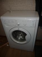 Лот: 11705359. Фото: 7. Стиральная машинка Indesit IWUB4105