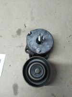 Лот: 21402486. Фото: 2. натяжитель навесного ремня Nissan... Автозапчасти