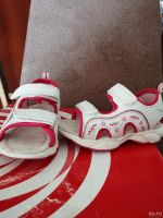 Лот: 13282545. Фото: 2. Туфли для девочки. Обувь