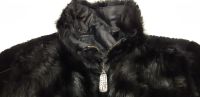 Лот: 12573636. Фото: 2. Куртка меховая. Женская одежда