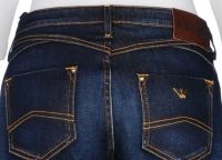 Лот: 12119006. Фото: 4. джинсы новые Armani Jeans клеш... Красноярск