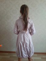 Лот: 20676852. Фото: 3. Плащ для девочки на рост 146 см. Дети растут