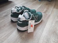 Лот: 10993061. Фото: 2. Кроссовки New balance, замша... Женская обувь