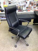 Лот: 8061008. Фото: 4. Продам кабинет: стол, стол приставной... Красноярск