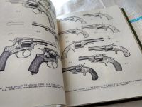Лот: 17939172. Фото: 10. Жук, А.Б. Револьверы и пистолеты...