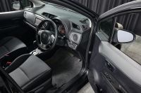 Лот: 24560882. Фото: 8. Toyota Vitz 2013