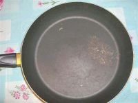 Лот: 923465. Фото: 2. 3 сковородки для дачи с рубля... Посуда, кухонная утварь