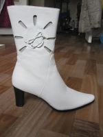 Лот: 6150043. Фото: 2. Полусапожки белые,кожаные,нарядные... Женская обувь