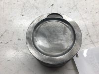 Лот: 20386759. Фото: 2. Поршень Audi A4 2003 06B107065AG... Автозапчасти