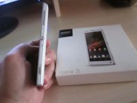 Лот: 6926772. Фото: 3. Xperia ZL C6503 LTE. Красноярск