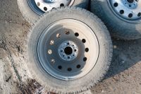 Лот: 10510322. Фото: 5. Комплект зимних колес на переднеприводный...