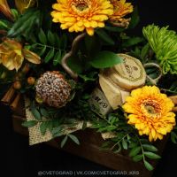 Лот: 6788531. Фото: 2. Композиция в боксе с вареньем... Цветы, букеты