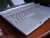 Лот: 112874. Фото: 3. ноутбук lg e500-sp11r /core2 duo... Компьютеры, оргтехника, канцтовары