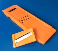 Лот: 13425569. Фото: 2. Тёрка 2 в 1 пластмассовая оранжевая... Посуда, кухонная утварь