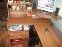 Лот: 897097. Фото: 2. продам компьютерный стол. Мебель