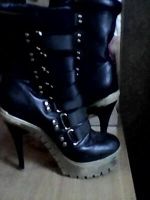 Лот: 5392804. Фото: 2. Сапоги на каблуке. Женская обувь