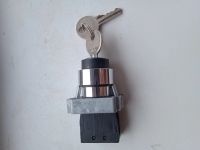 Лот: 25442536. Фото: 2. Переключатель электрический BG21... Электрооборудование