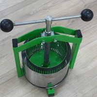 Лот: 16262615. Фото: 3. Соковыжималка прессовая "Greentechs... Бытовая техника