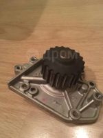 Лот: 16945681. Фото: 2. Помпа охлаждения двигателя. Автозапчасти